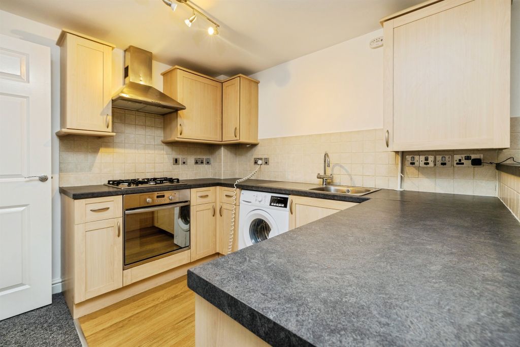 Property photo 2 of 13