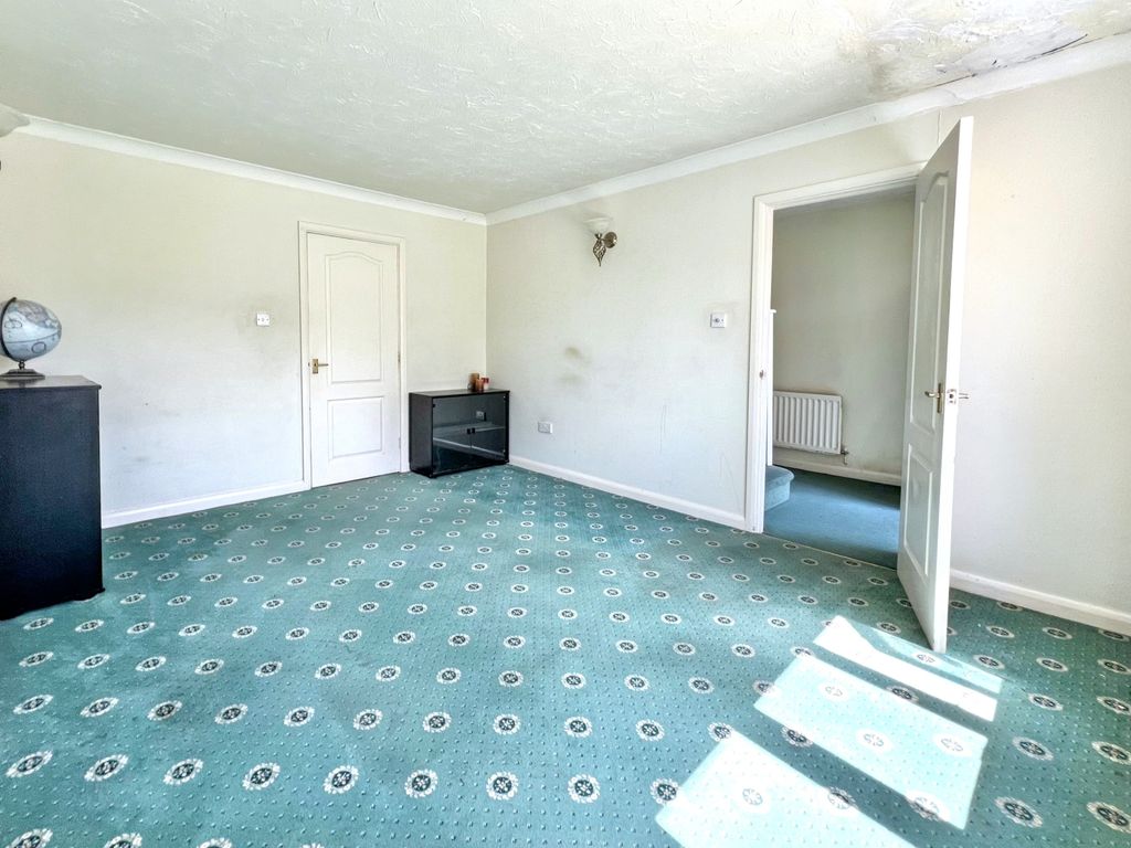 Property photo 3 of 23 Gallery