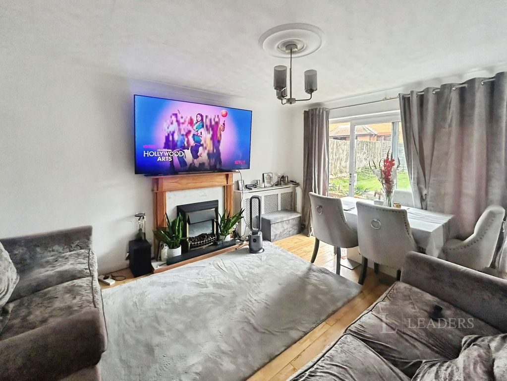 Property photo 3 of 15 Pbox-Img.Jpg