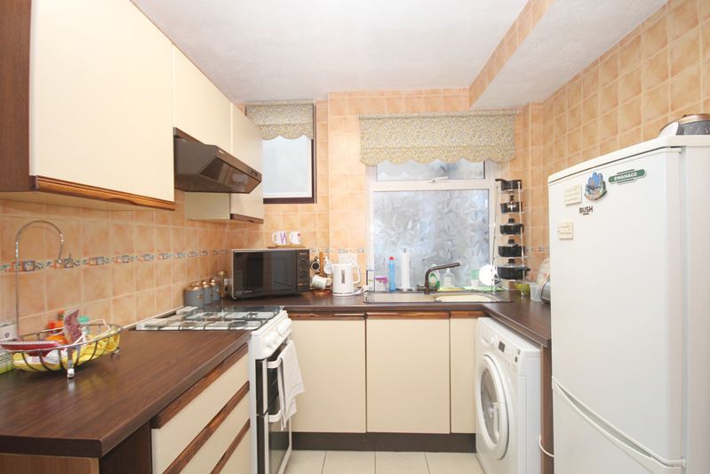 Property photo 2 of 12 Photo 6