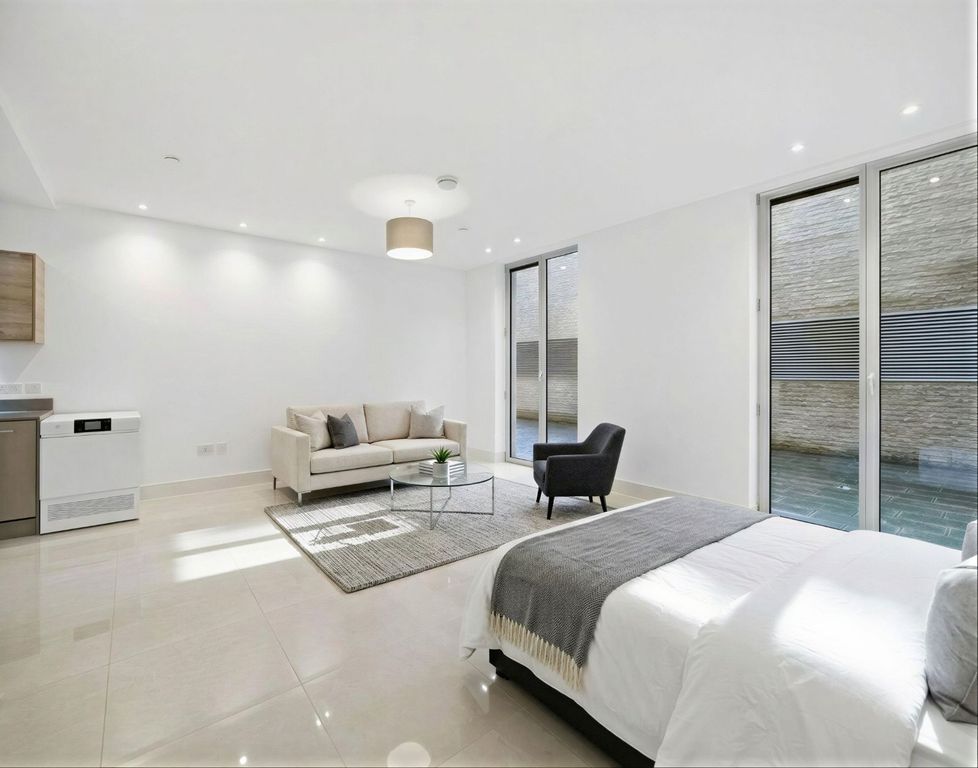 Property photo 3 of 14 Picture 3