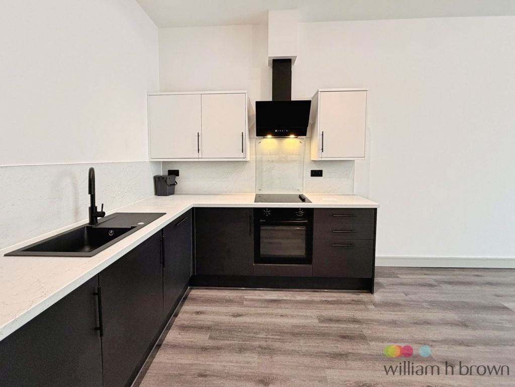 Property photo 3 of 24 Kitchen