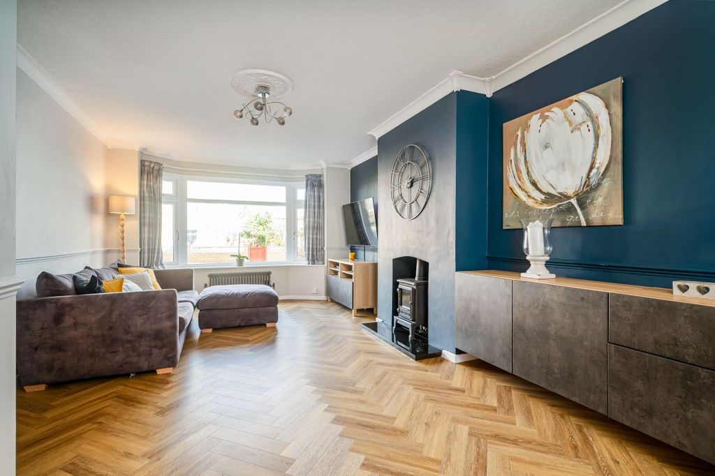 Property photo 3 of 29