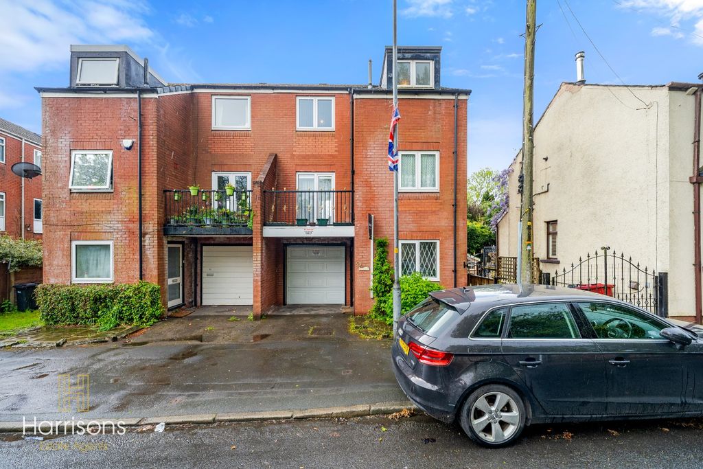 Property photo 1 of 29 5102523