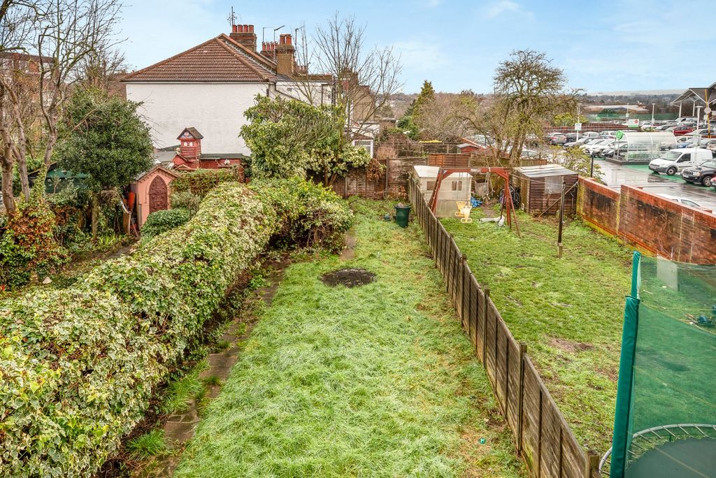 Property photo 3 of 12 Picture No. 31