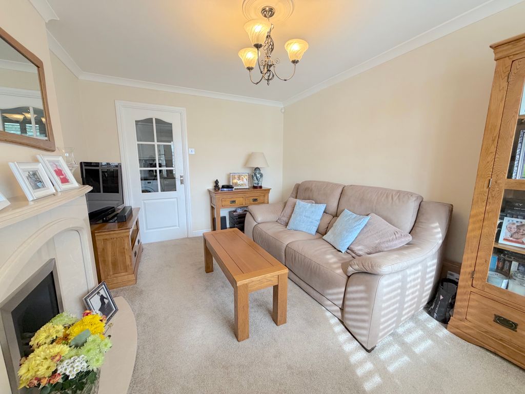 Property photo 3 of 16
