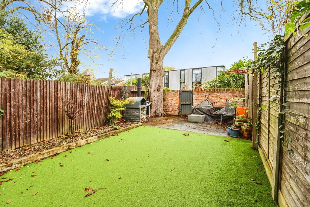 Additional image 21 of 3 bed end terrace house for saleMauldeth Close, Heaton Mersey, Stockport SK4