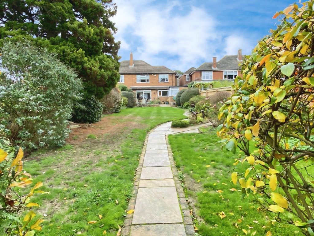 Property photo 2 of 29 E7421Dfb-F970Da70-6E3E-4De3-8F7A-41E4730F977c.Jpg