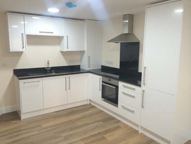 Property photo 3 of 12 Flat 2 Kitchen 5