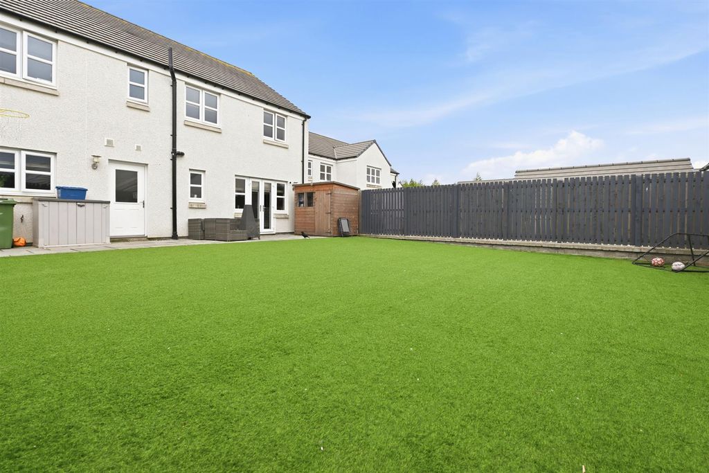 Additional image 34 of 5 bed detached house for saleHedgehog Walk, Edinburgh EH17
