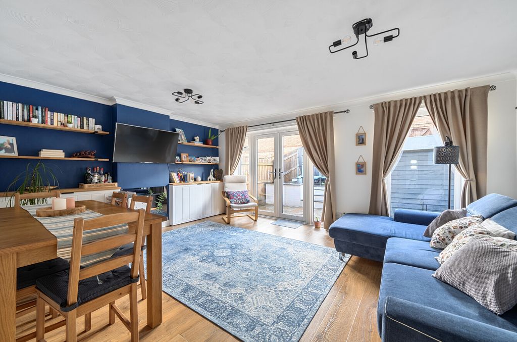 Property photo 3 of 17 1410004-8-6985F87...