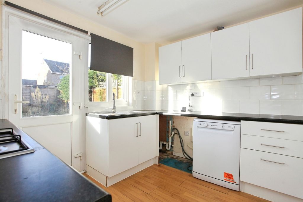 Property photo 2 of 17 Pbox-Img.Jpg