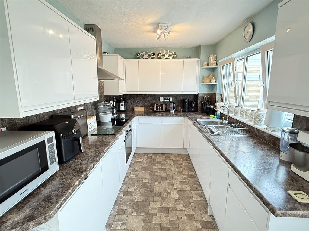 Property photo 3 of 21 Picture No. 07