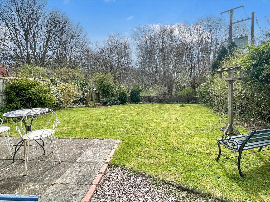 Property photo 2 of 15 Picture No. 26