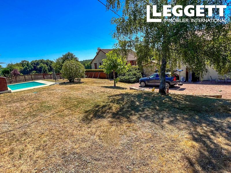 Property photo 2 of 10