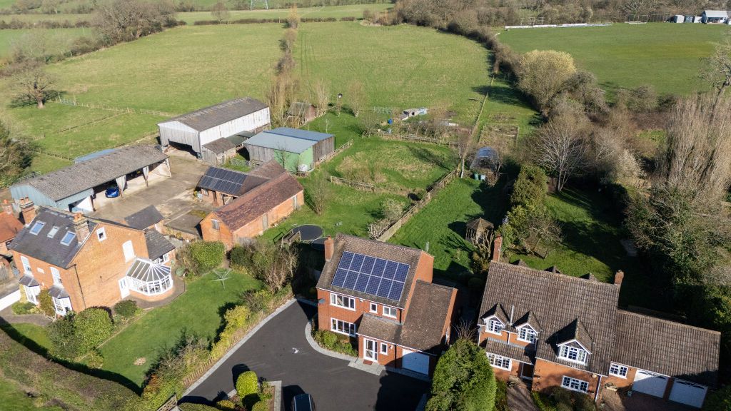 Property photo 2 of 32 Photograph 2