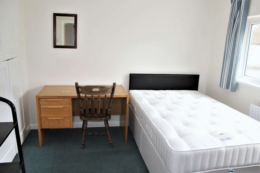 Property photo 2 of 13 Cvkmm