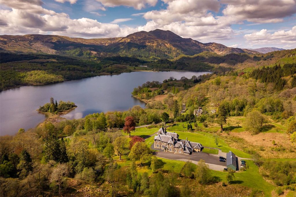 Property photo 1 of 43 Glenbruach House