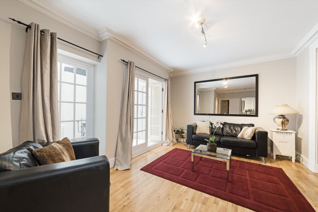 Property photo 3 of 10 Image