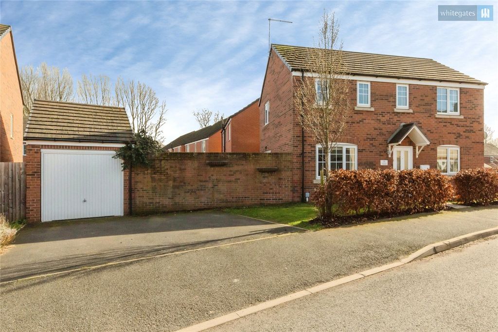 Property photo 2 of 19 Picture No. 27