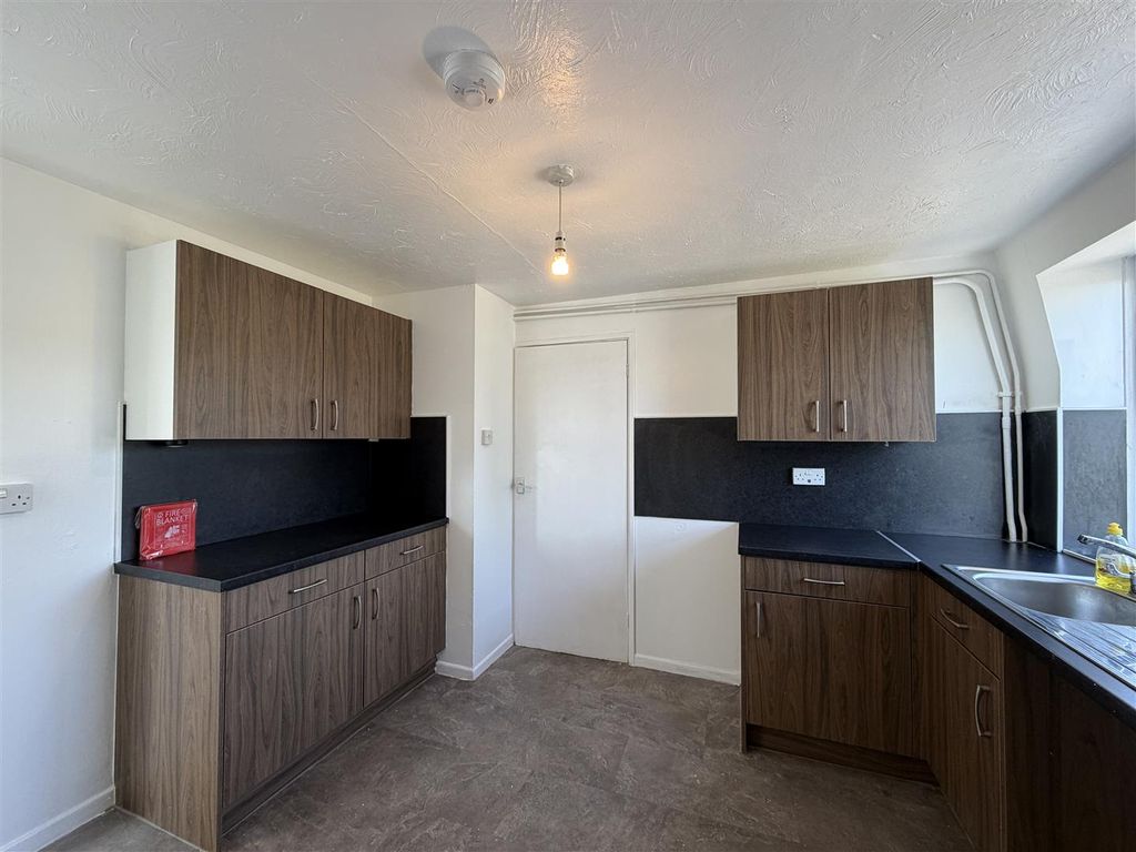 Property photo 3 of 18 Img_1271.Jpg