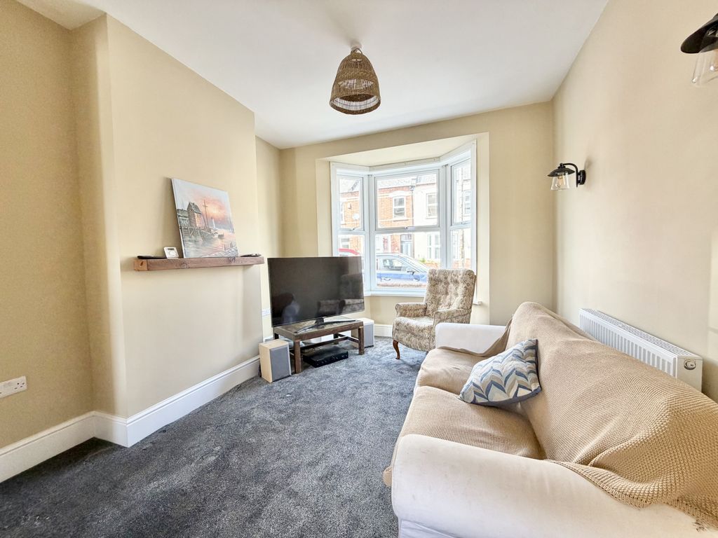 Property photo 2 of 19 Photo 1