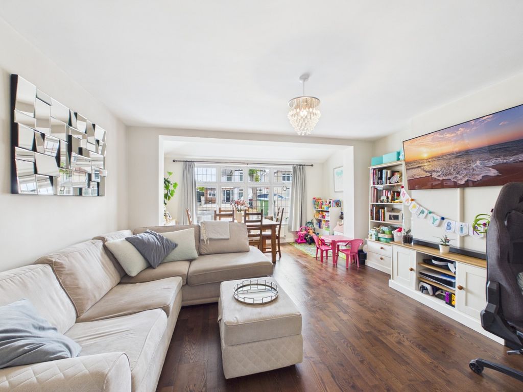 Property photo 3 of 16 5480193