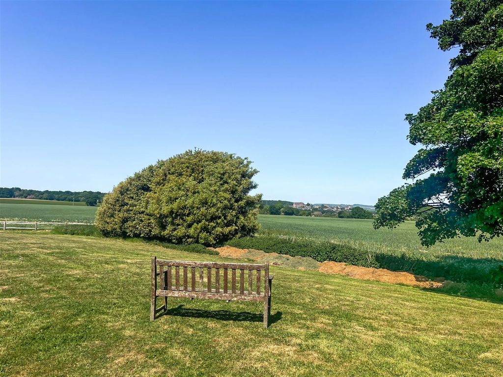 Property photo 2 of 16 Image00004.Jpg