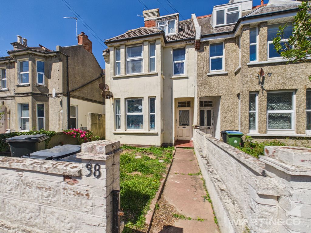Property photo 1 of 13