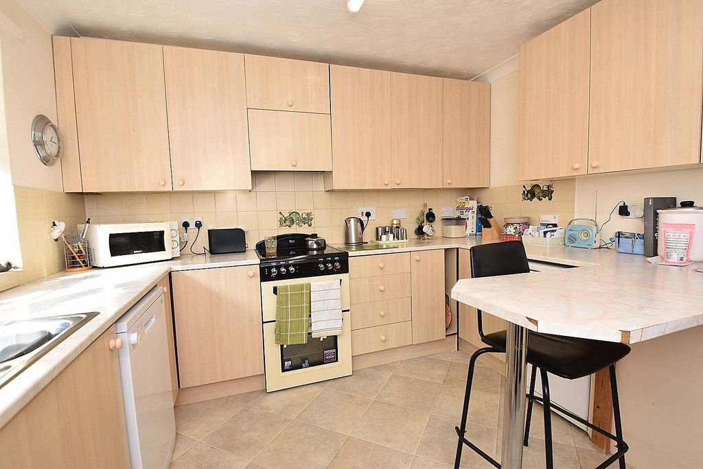 Property photo 3 of 10 Picture No. 04