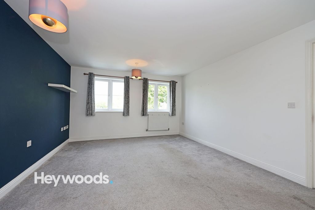 Property photo 3 of 24