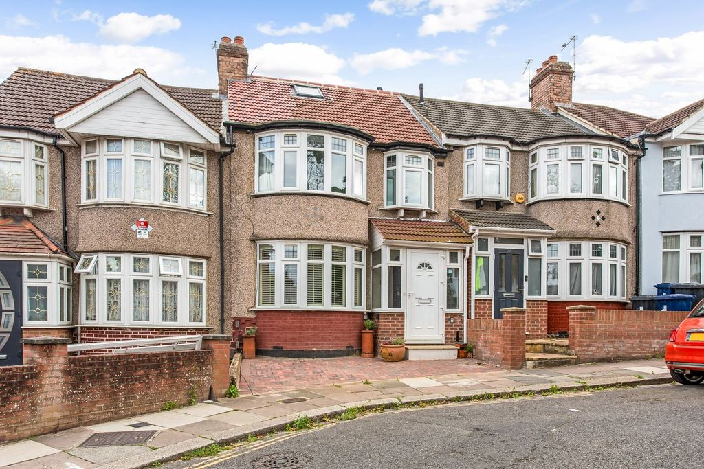 Property photo 1 of 23