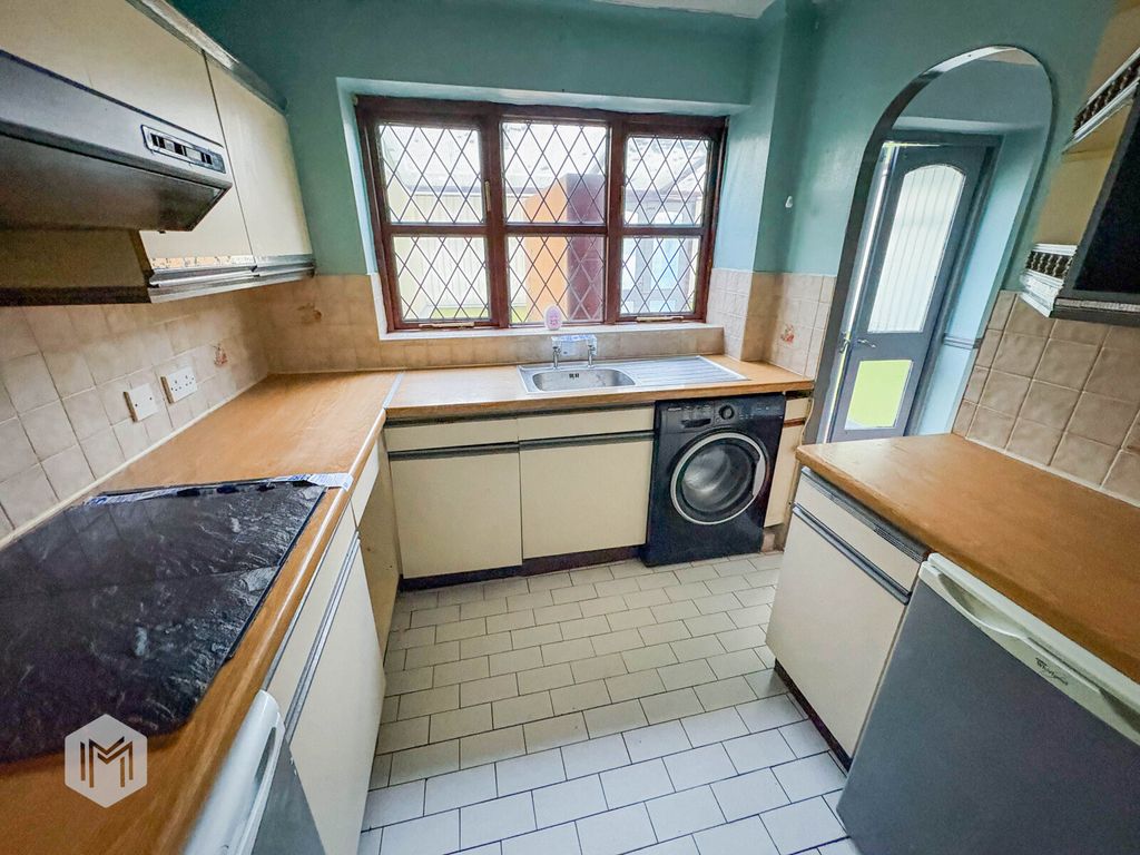 Property photo 2 of 13 Picture No. 14