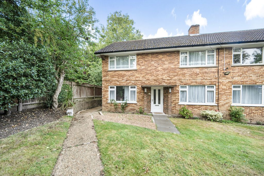 Property photo 1 of 13 5-1347940-1-68B5E...