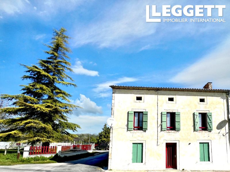 Property photo 2 of 10