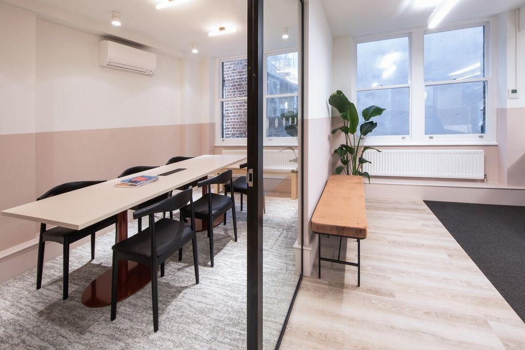 Property photo 2 of 8