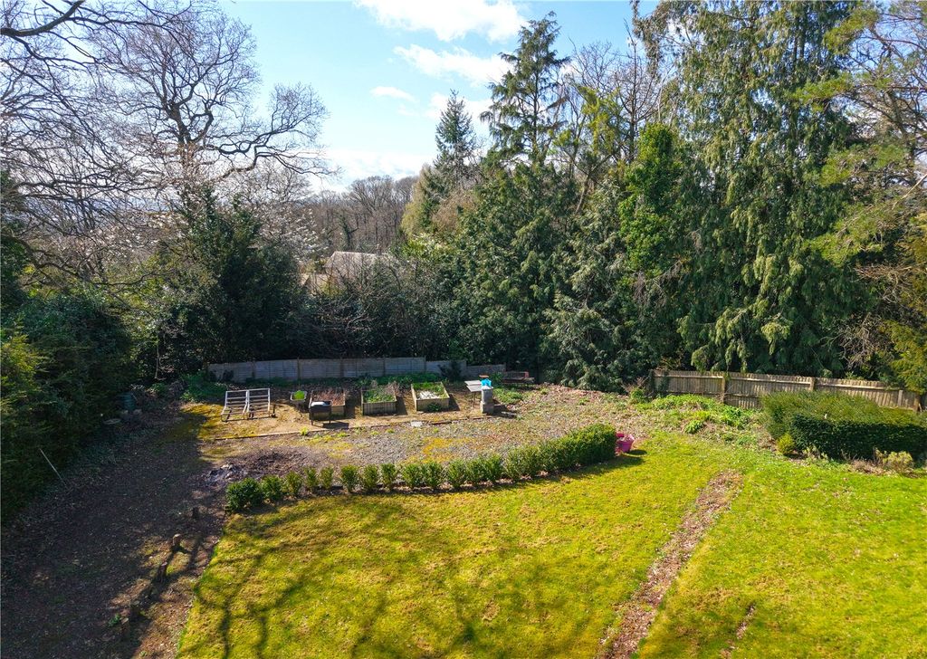 Property photo 3 of 23 Picture No. 03