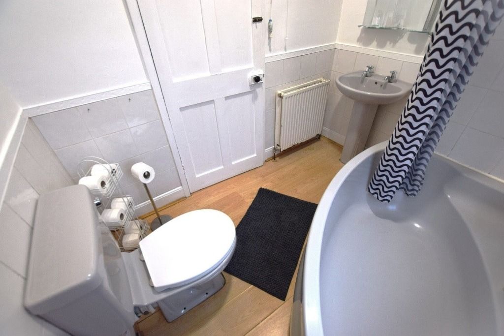 Property photo 2 of 6