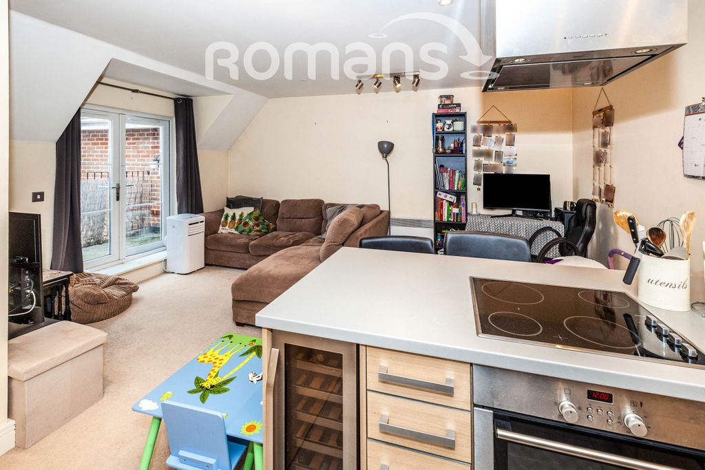Property photo 3 of 10 A7d11093-04Fd-Eb11-9