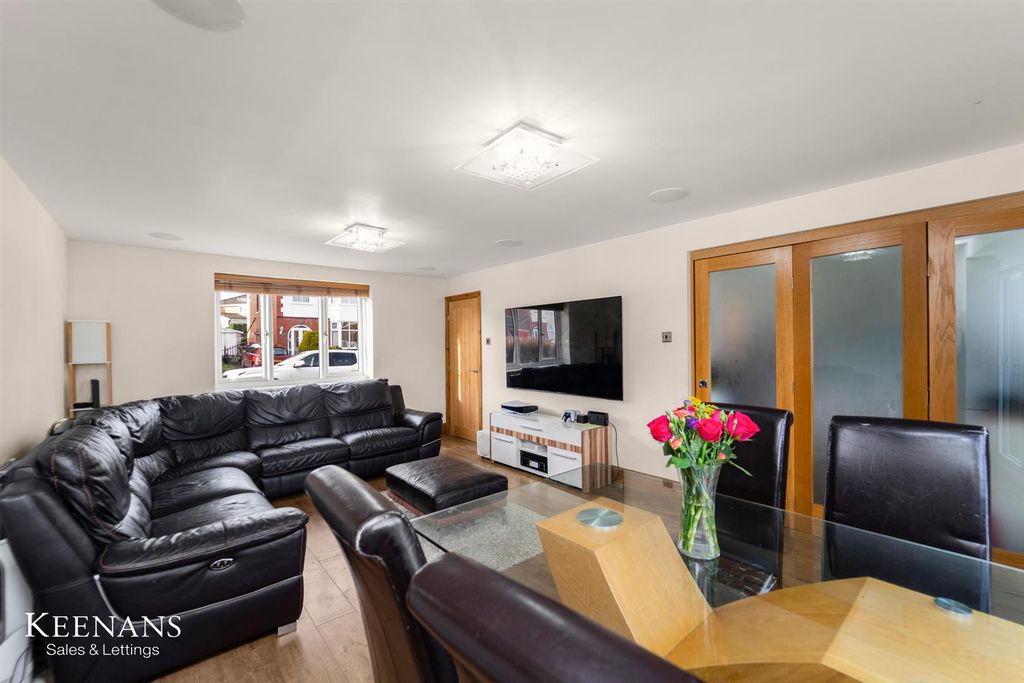 Property photo 3 of 24 3.Jpg