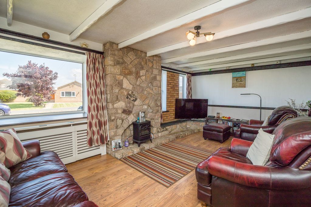Property photo 2 of 19 Img_5569