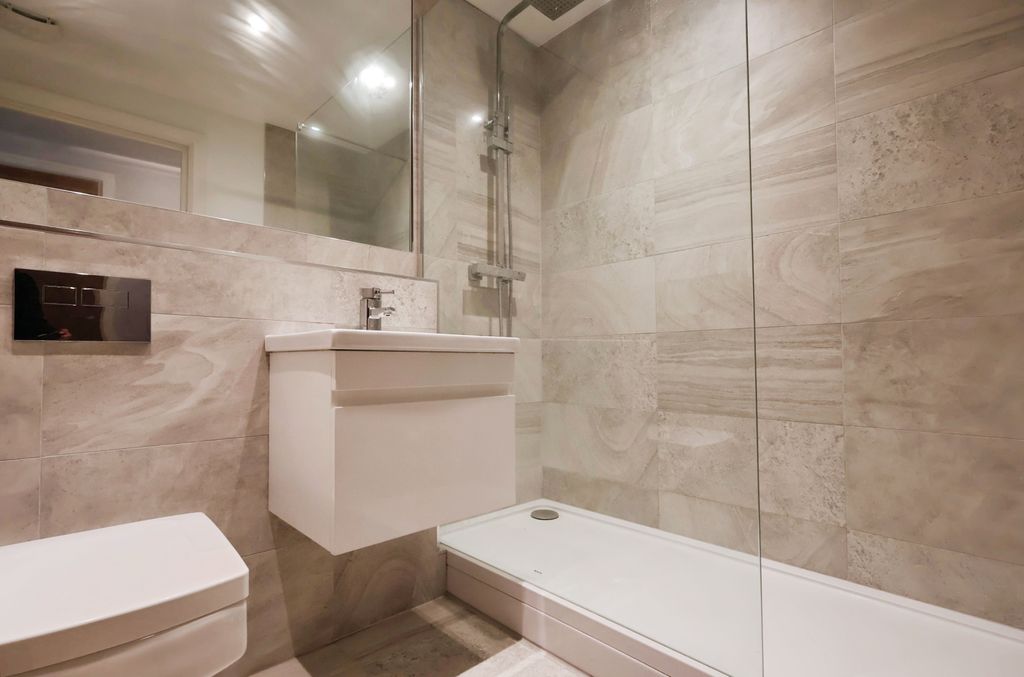 Additional image 30 of 2 bed penthouse for saleCoopers Yard, Hitchin SG5