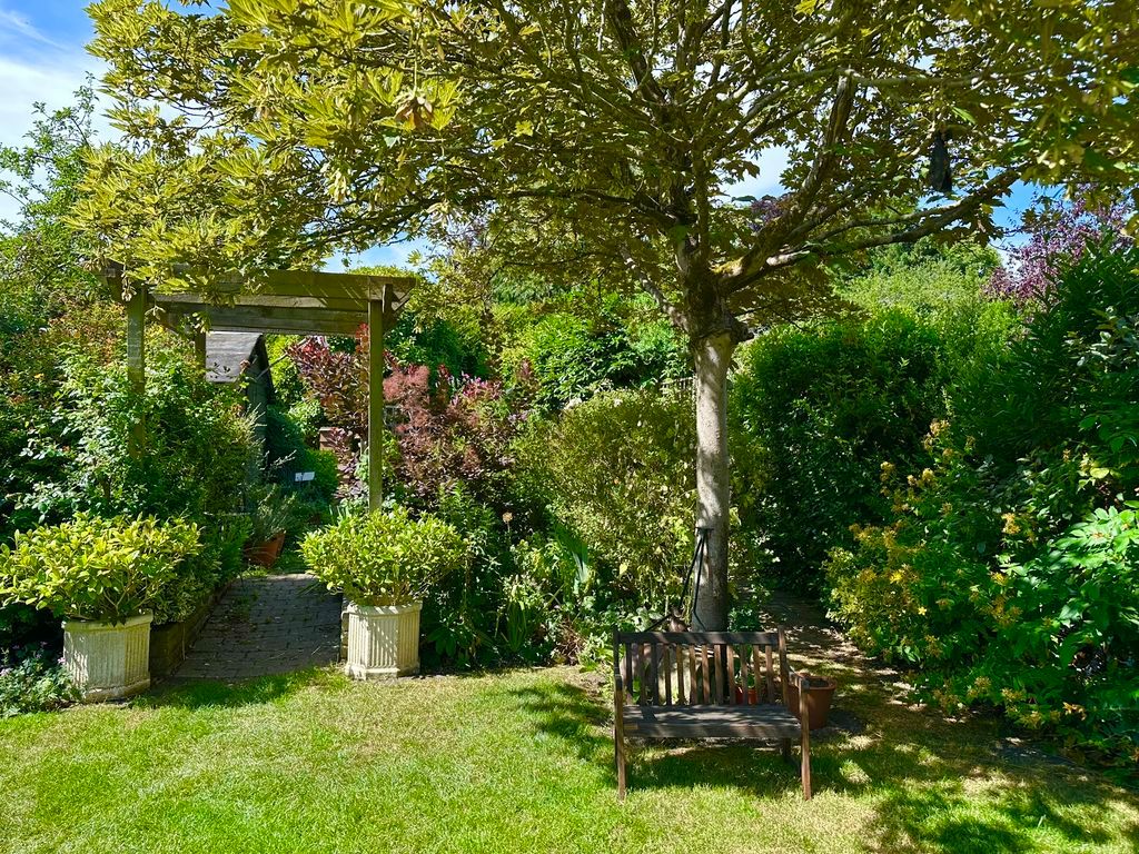 Property photo 3 of 29 Photo 31