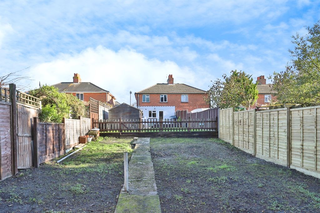 Property photo 3 of 19