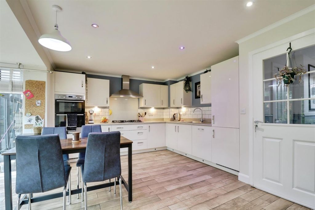 Property photo 3 of 24 3A31A7dc-Img_5255-Img_5257.Jpg