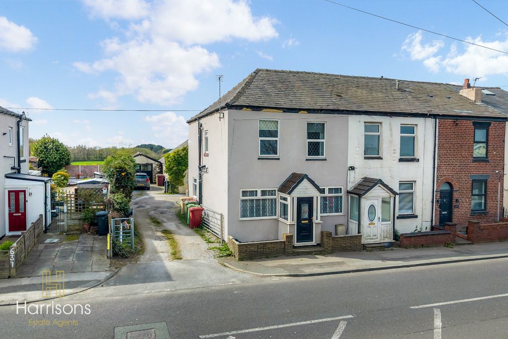 Property photo 1 of 32 5007740