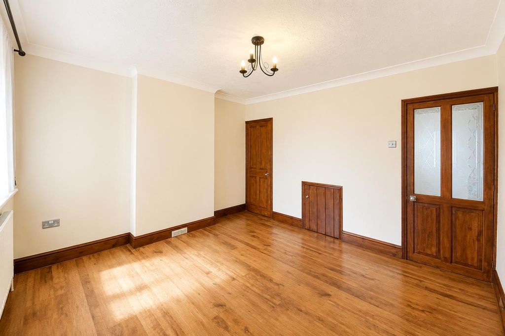 Property photo 3 of 8 Dining Room.Png
