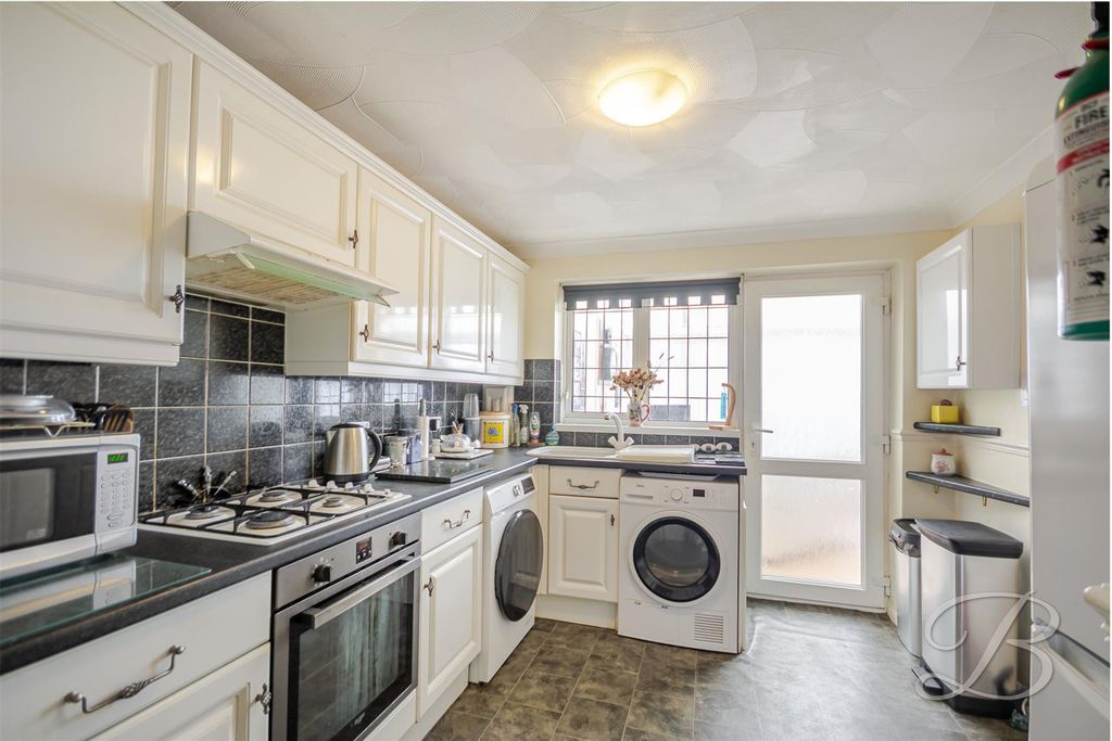 Property photo 3 of 17 Ccltd-27.Jpg