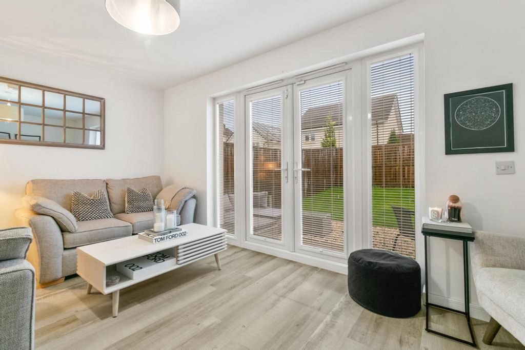 Property photo 3 of 24