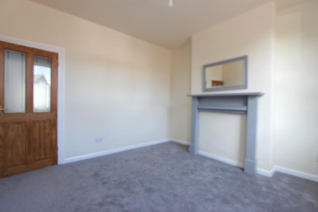 Property photo 2 of 14 4. Lounge (1).Jpg